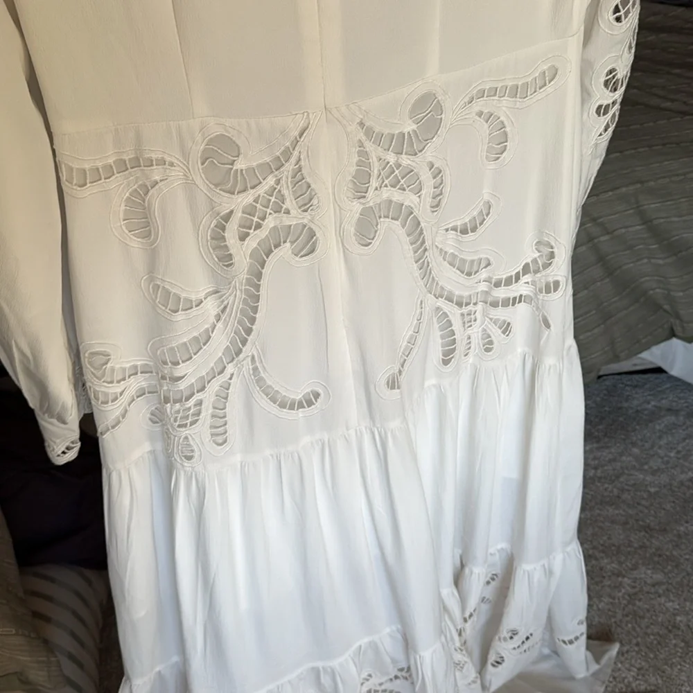 Nasty Gal White Lace Long Sleeve Wedding / Photo Dress - Picture 7 of 12
